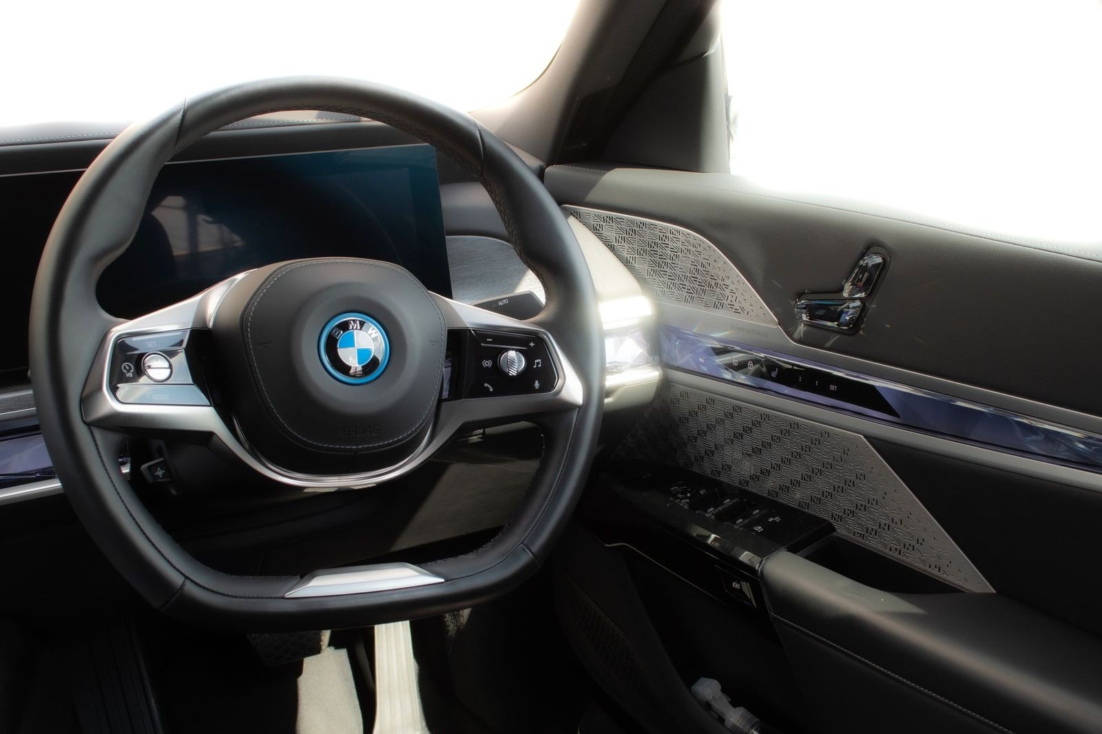 BMW i7タクシー