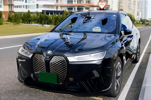 BMW iX