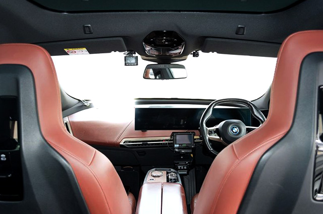 BMW iX