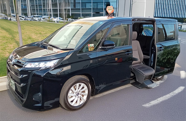 車いす対応ノア
