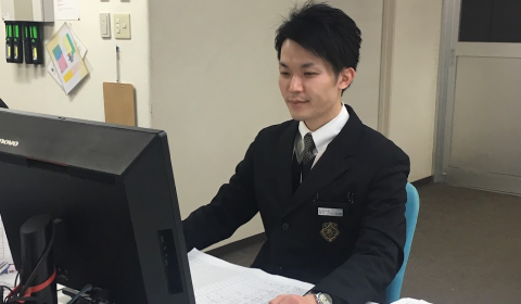 内勤事務、労務管理・運行管理業務スタッフ